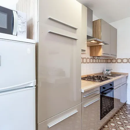Mico Apartman *